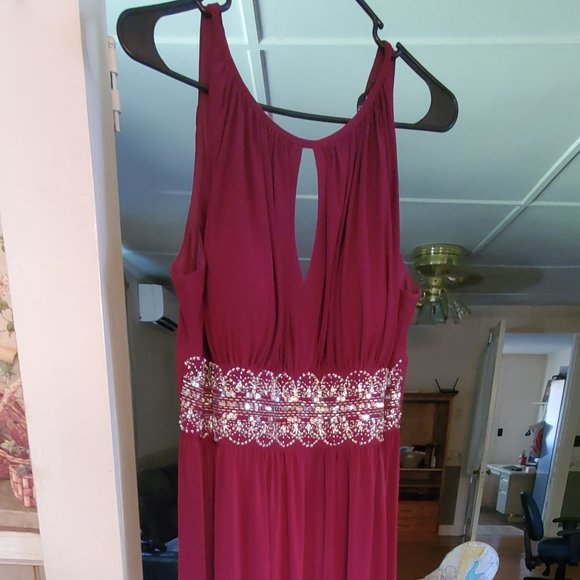 Bridesmaid Dress - Picture 1 of 3
